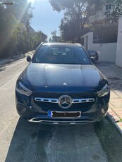 Mercedes-Benz GLA 250 '20 GLA 250E