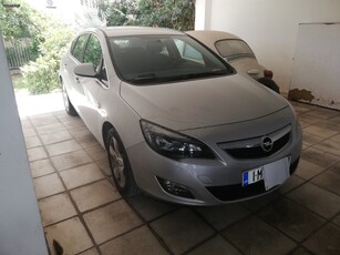 Opel Astra '12 turbo sport