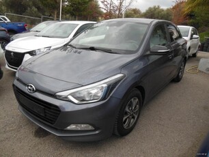 HYUNDAI i20 NAVI 2018