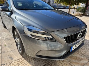 Volvo V40 '17 LIVSTYL AUTOMATIC