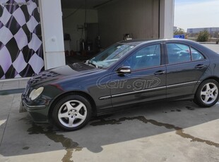 Mercedes-Benz C 200 '03 KOMPRESSOR AVANTGARDE