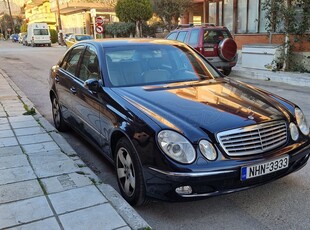 Mercedes-Benz E 200 '05 Elegance