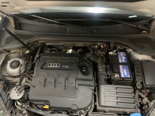 Audi Q2 '19 30 TDI S TRONIC