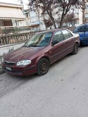 Mazda 323 '00 SEDAN