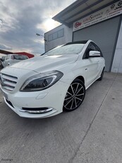 Mercedes-Benz B 200 '14 BLUEEFFICIENCY sport edicion