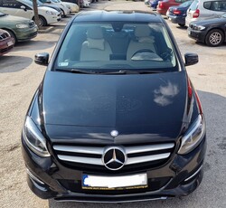 Mercedes-Benz B 220 '15 4matic