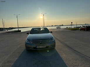 Mercedes-Benz E 200 '11 AUTOMATIC