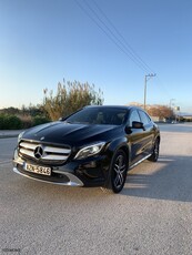 Mercedes-Benz GLA 200 '17 URBAN AMG LINE 38.000km