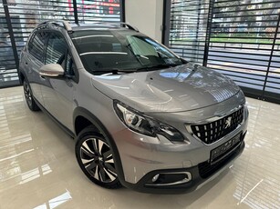 Peugeot 2008 '18 1.2 TURBO AUTOMATIC ALLURE ΔΕΡΜΑ/KLIMA/CAMERA/CAR PLAY