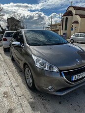 Peugeot 208 '12