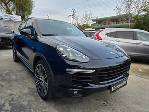 Porsche Cayenne '16