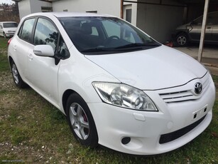 Toyota Auris '10 1400