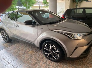 Toyota C-HR '19 1.8 HYBRID CLUB BI TONE