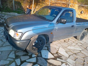 Toyota Hilux '05