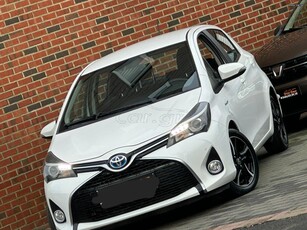 Toyota Yaris '16 HYBRID-NAVI-KLIMA-KAMERA