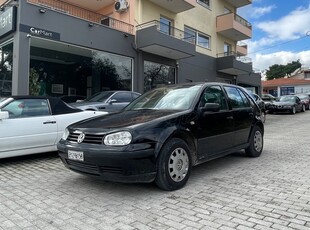 Volkswagen Golf '00