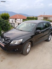 Volkswagen Tiguan '10