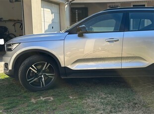 Volvo XC40 '18 T5 R-Design