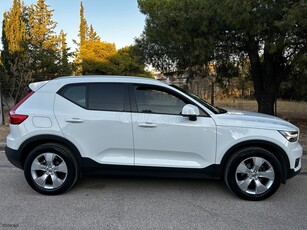 Volvo XC40 '20 T3 MOMENTUM