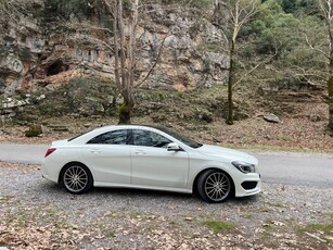 Mercedes-Benz CLA 180 '15 AMG