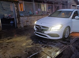 Mercedes-Benz CLA 200 '18 AMG LINE