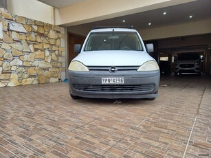 Opel Combo '04