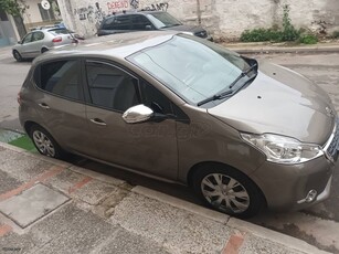 Peugeot 208 '12