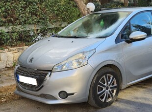 Peugeot 208 '13