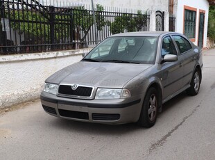 Skoda Octavia '07 1.6 FSI