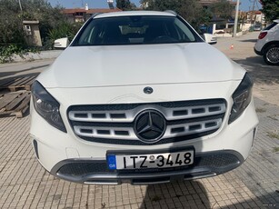 Mercedes-Benz 180 '17 GLA 180 URBAN-DIESEL-AUTOMATIC