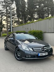 Mercedes-Benz E 200 '10 ΑΘΙΚΤΟ/ΗΛΙΟΡΟΦΗ/AMG