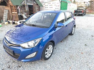 Hyundai i 20 '13