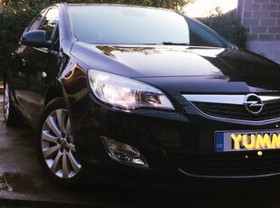 Opel Astra '10 J cosmo limited