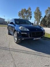 Porsche Cayenne '10 GTS