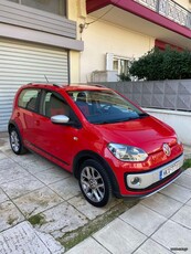 Volkswagen Up '15 CROSS