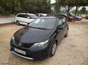 TOYOTA AURIS 2014