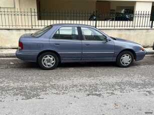 Hyundai Elantra '95 GLS