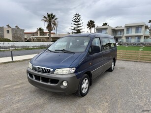 Hyundai H-1 '05