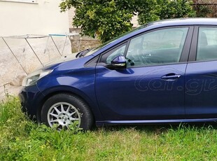 Peugeot 208 '16 PURETECH