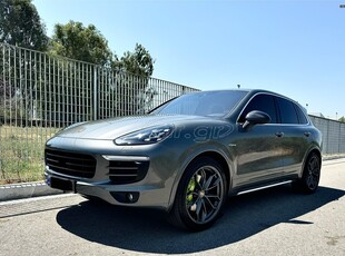 Porsche Cayenne '15 CAYENNE S GTS