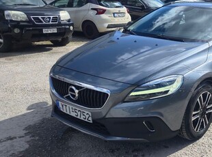 Volvo V40 Cross Country '17