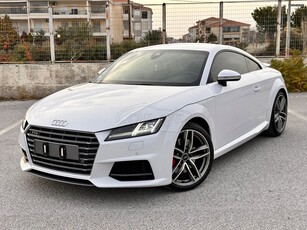 Audi TTS '15 TTS QUATTRO S-TRONIC