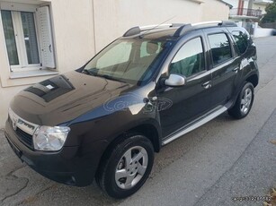 DACIA DUSTER Δέρμα κ αγρατζουνιστο 2012