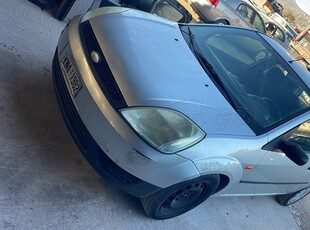 Ford Fiesta '04 FORD FIESTA 2004 ΕΥΚΑΙΡΙΑ 3000€ τιμή συζητήσιμη Μόνο για λίγες μέρες