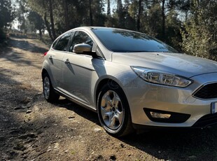 Ford Focus '17 Business 1.5