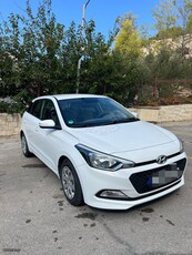 Hyundai i 20 '15 I20