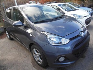 HYUNDAI i10 2016