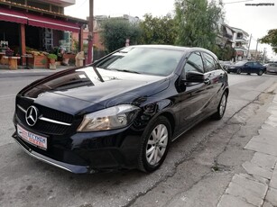 MERCEDES A180 d BlueEFFICIENCY Edition Style