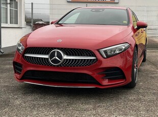 Mercedes-Benz A 200 '18 AMG-LINE EXTERIOR