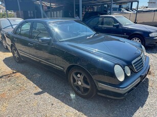 Mercedes-Benz E 200 '02